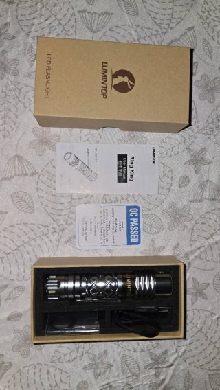 Linterna Lumintop Ring King