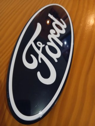 Emblema Ford Kuga
