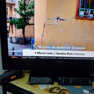 Lote TV Sony Bravia 35 y ventilador
