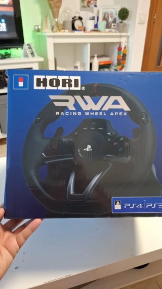 Volante HORI RWA  PS4  con Pedales