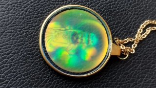Colgante Vintage Holograma