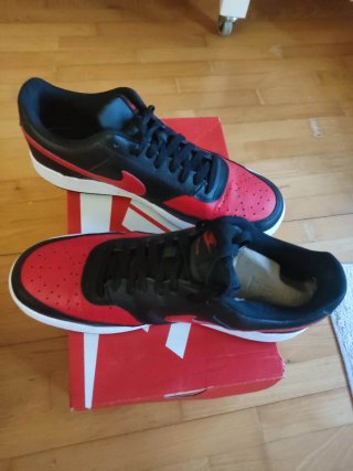 Zapatillas Nike Court Vision Rojas y Negras
