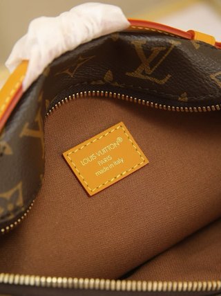 Bolso Riñonera Louis Vuitton Monogram Marrón y Ama
