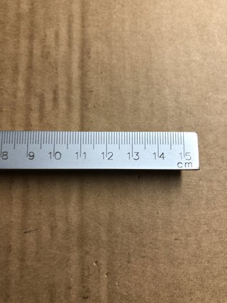 ESCUADRA BUSCA CENTROS MILIMETRADA 130x150mm.