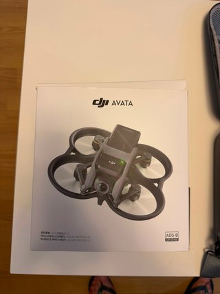 Dron DJI Avata