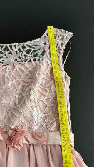 Vestido de fiesta rosa empolvado con encaje – XS