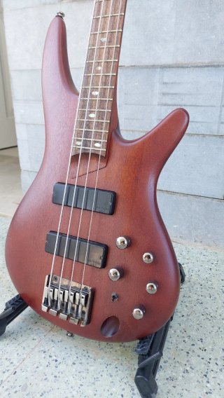 Bajo Ibanez SR500 BM Marrón Caoba, 2 bartolini MK1
