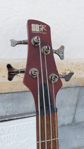 Bajo Ibanez SR500 BM Marrón Caoba, 2 bartolini MK1