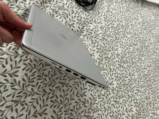 HP EliteBook i5 8ª Gen 14 Plata
