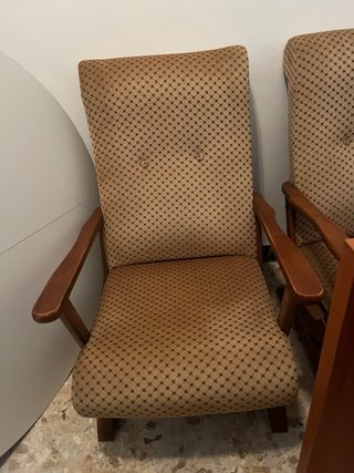 Balancín de madera tapizado
