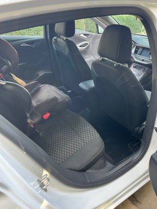 Opel Astra 2017 1.6 diesel. Etiqueta C