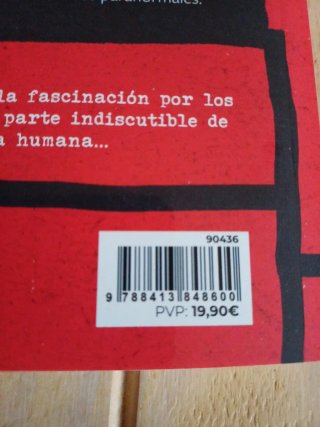 El gran libro de los asesinos en serie