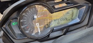 BMW C 650 Sport Maxi Scooter Amarilla
