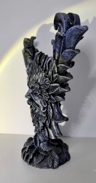 Figura Hombre Verde Gótico Espíritu Bosque