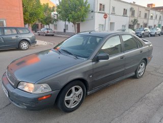 Volvo S40 2002