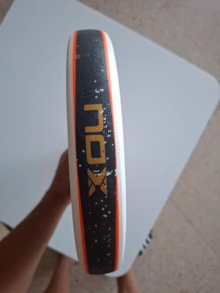 Pala de pádel NOX Quantum 3k