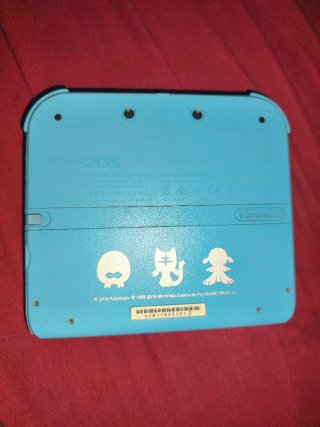 Nintendo 2DS Edición Especial Pokémon Sol/Luna