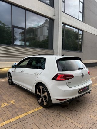 Volkswagen Golf 7 GTI MANUAL FULL EQUIP