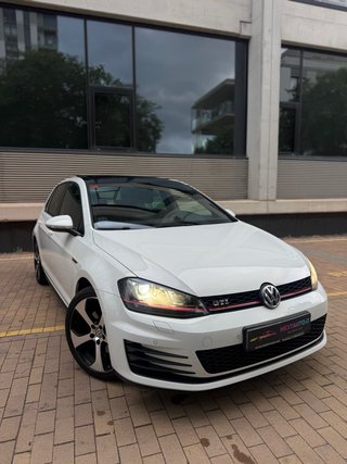 Volkswagen Golf 7 GTI MANUAL FULL EQUIP