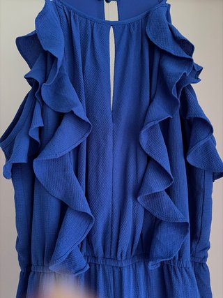 Vestido azul de fiesta con volantes