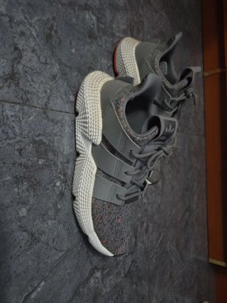 Adidas Prophere CQ3023 Talla 42 Gris/Rojo