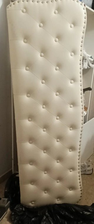 Cabezal de cama blanco