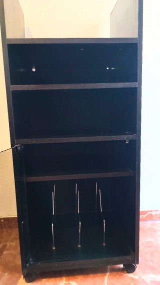 Mueble Tocadiscos Negro con Puerta Cristal