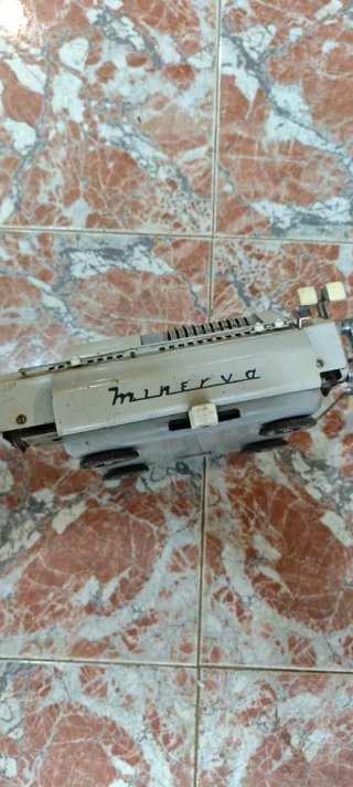 Calculadora Mecánica Minerva Vintage