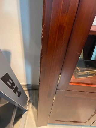 Mueble de madera TEKA