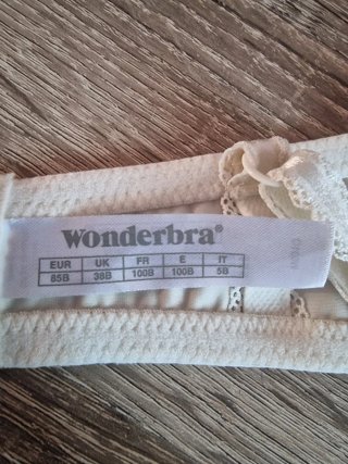 Sujetador Wonderbra Encaje Strapless 100B