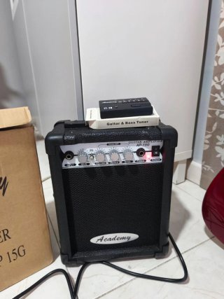 Guitarra Eléctrica Academy con Amplificador