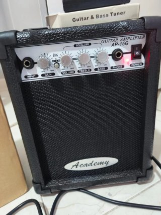 Guitarra Eléctrica Academy con Amplificador