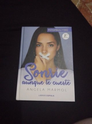 Sonríe aunque te cueste
