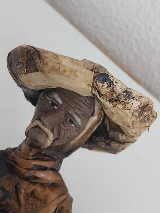 Figura de Viejito en papel maché