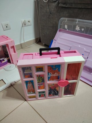 Maletín Armario  con Barbie Fashionista