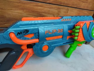 Nerf Elite Flipshots Flip-32 Automática doble