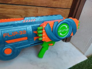 Nerf Elite Flipshots Flip-32 Automática doble