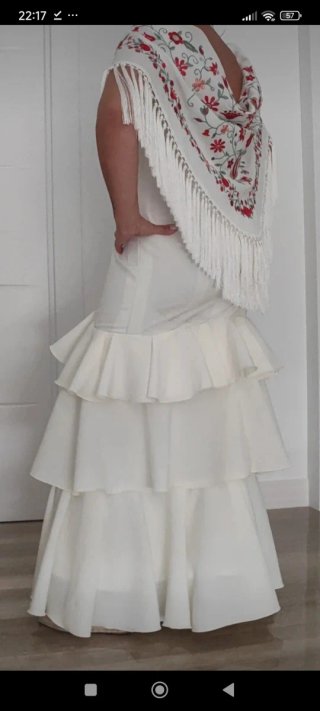 Vestido Flamenca Blanco Roto