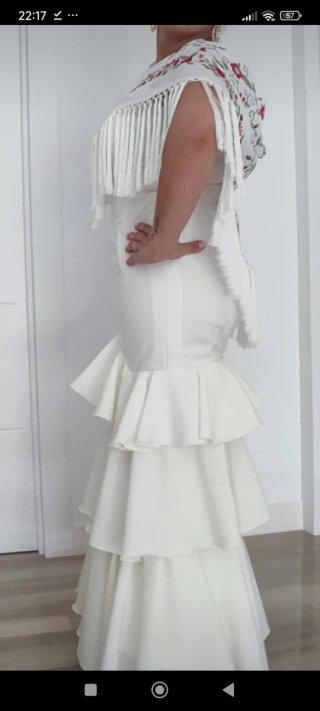 Vestido Flamenca Blanco Roto
