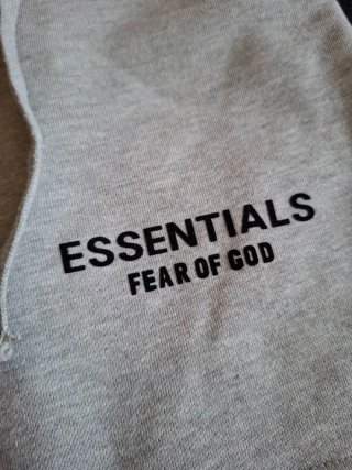 Essentials Fear of God Shorts Grises