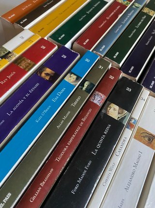 Colección de 50 libros el país