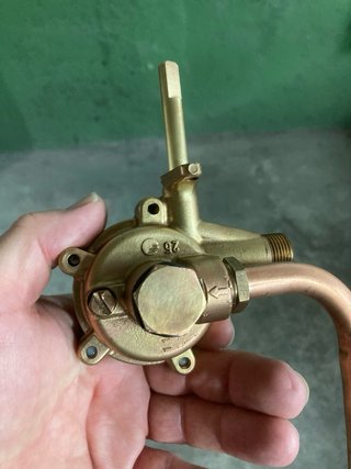 Válvula latón calentador agua