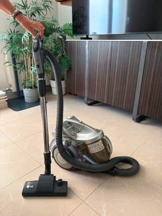 Aspiradora LG 2000W