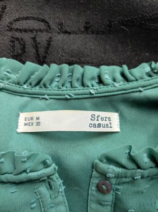 Blusa Sfera plumeti verde