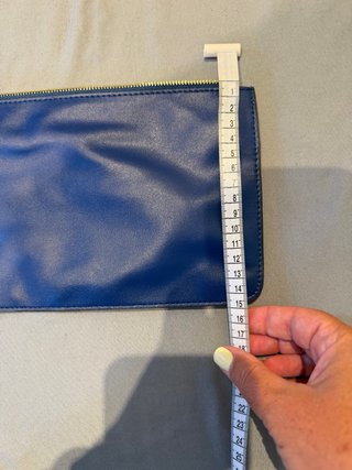 Pochette della Neverfull borsa blu