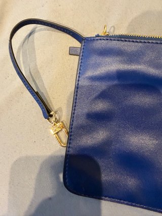 Pochette della Neverfull borsa blu