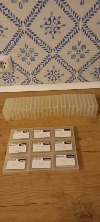 Cajitas plástico para cintas 33 unidades