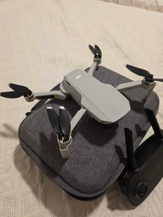 Dron dji mavic mini con accesorios