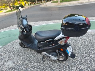 Kymco Movie XL 125cc Scooter Negra