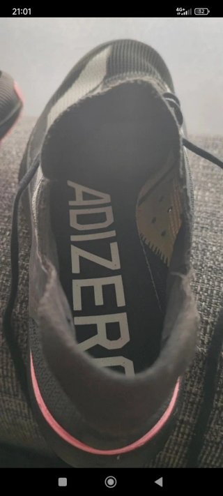 Tenis Adidas Clavos Negro Naranja